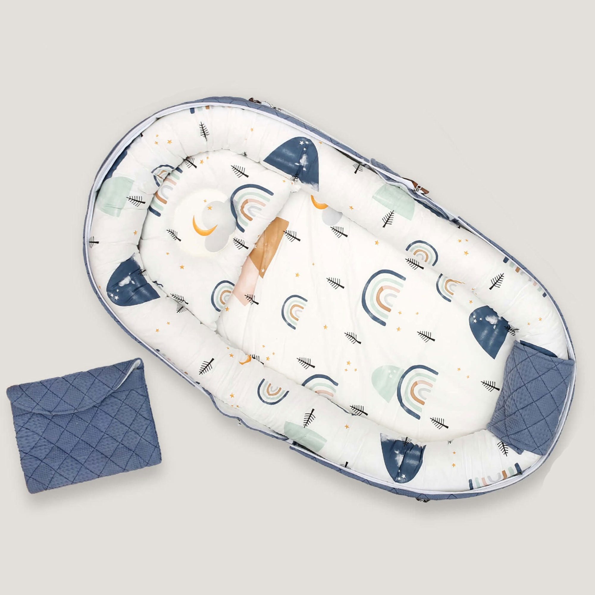 Coudy Forest Baby Lounger